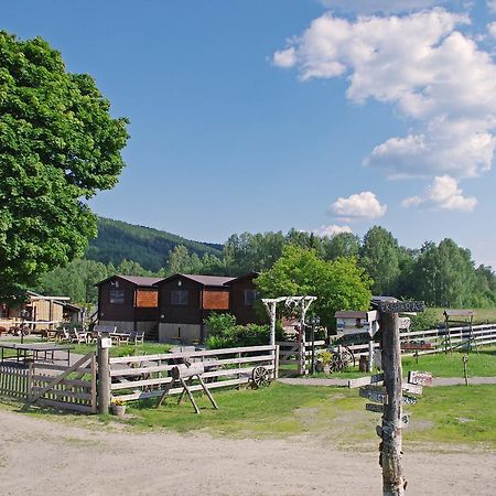 Sun Dance Ranch Acomodação com café da manhã Ekshärad Exterior foto