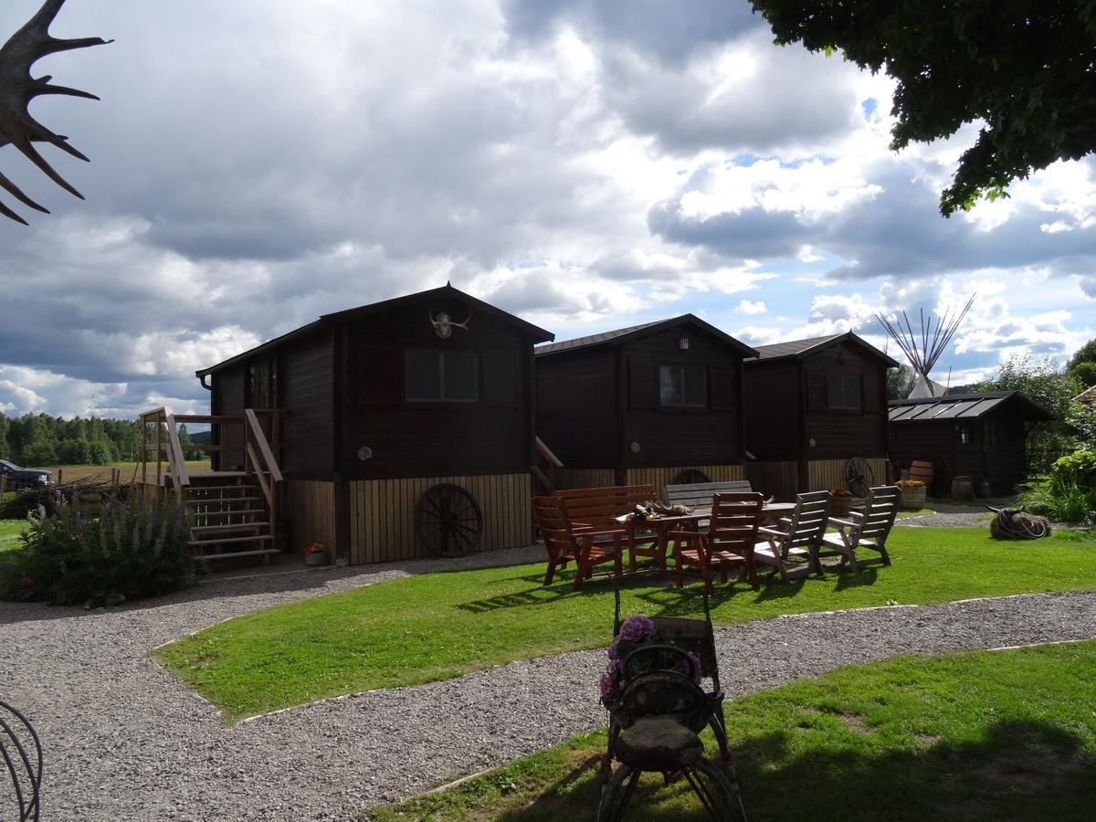 Sun Dance Ranch Acomodação com café da manhã Ekshärad Exterior foto