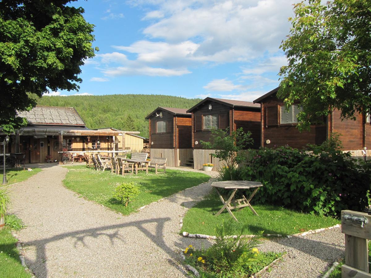 Sun Dance Ranch Acomodação com café da manhã Ekshärad Exterior foto